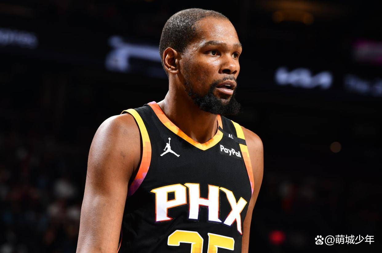 杜兰特回归赛场，高光表现首场状态亮眼，MAD观众沸腾！